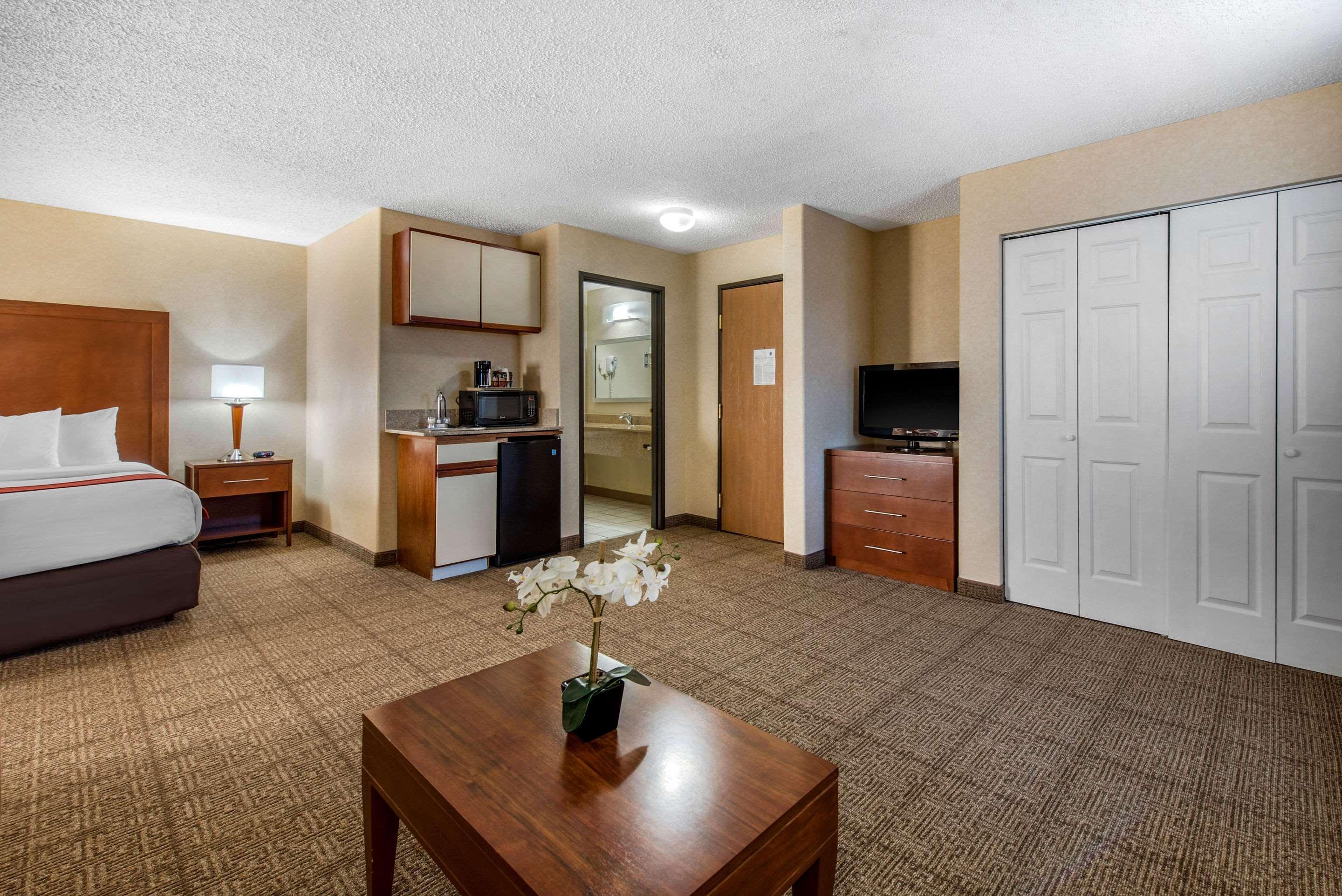 Comfort Inn Denver Southeast Area Аурора Екстериор снимка